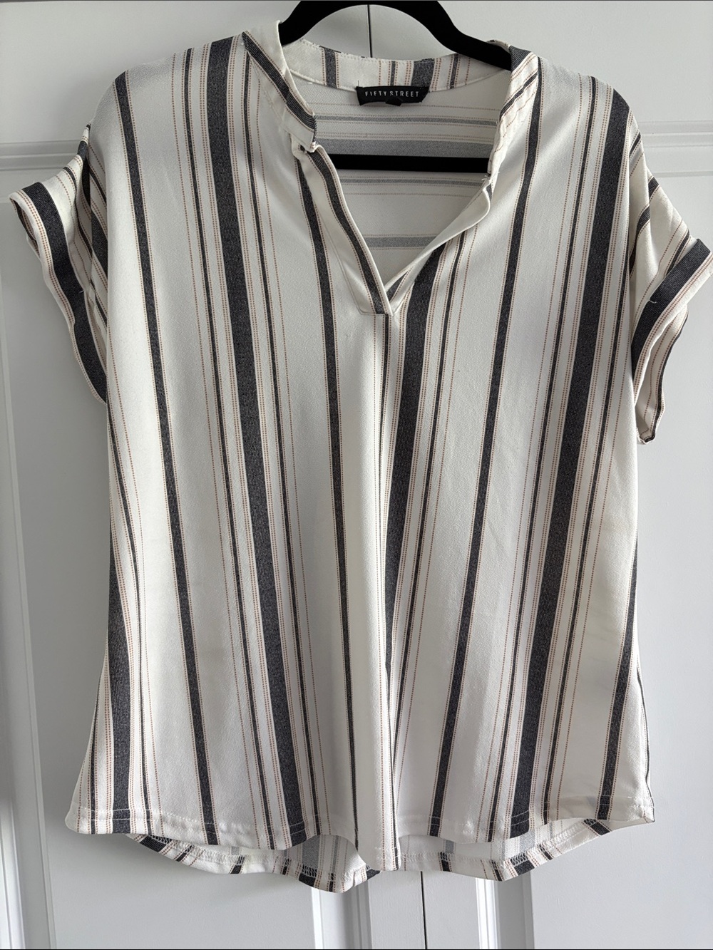 Fifty Street Striped Top in Cream and Black/tan/grey top Size M